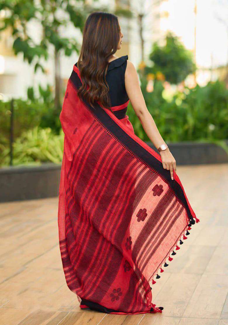 Red Silk Blend Saree Set with Embroidery for Diwali | Wedding & Festive Wear - Indya