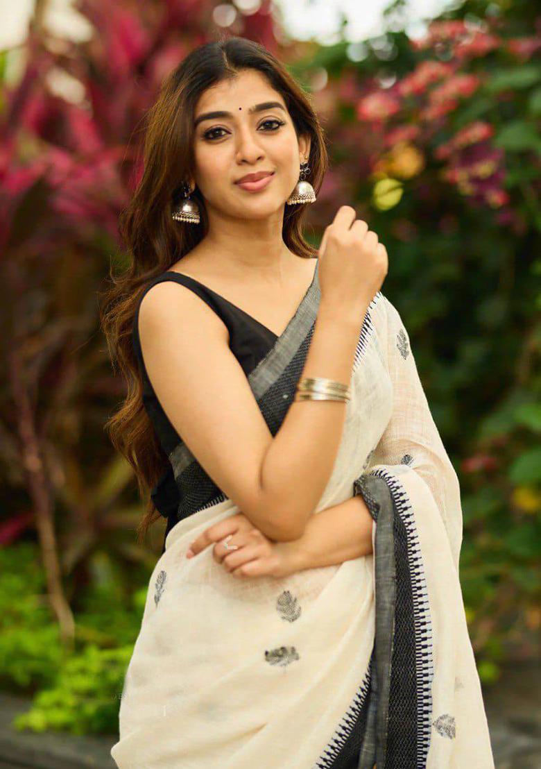 Off White Embroidery Silk Saree Set - Indya