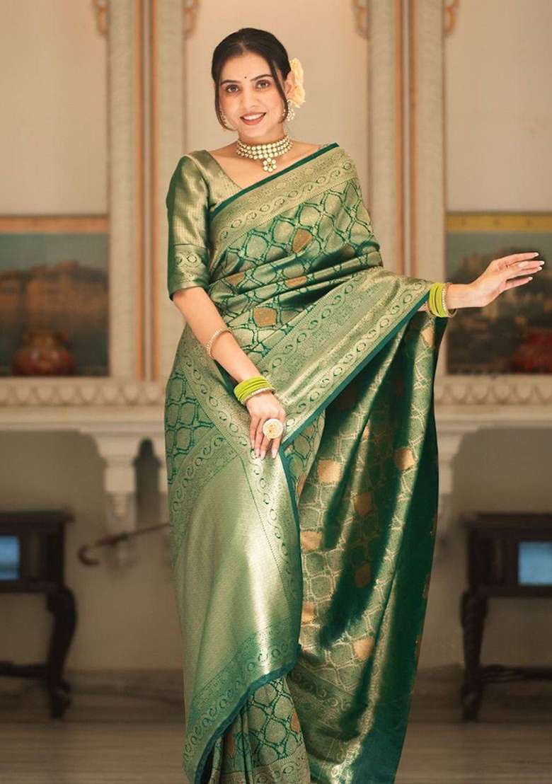 Green Embroidery Silk Blend Saree Set for Diwali and Festive Wear - Indya