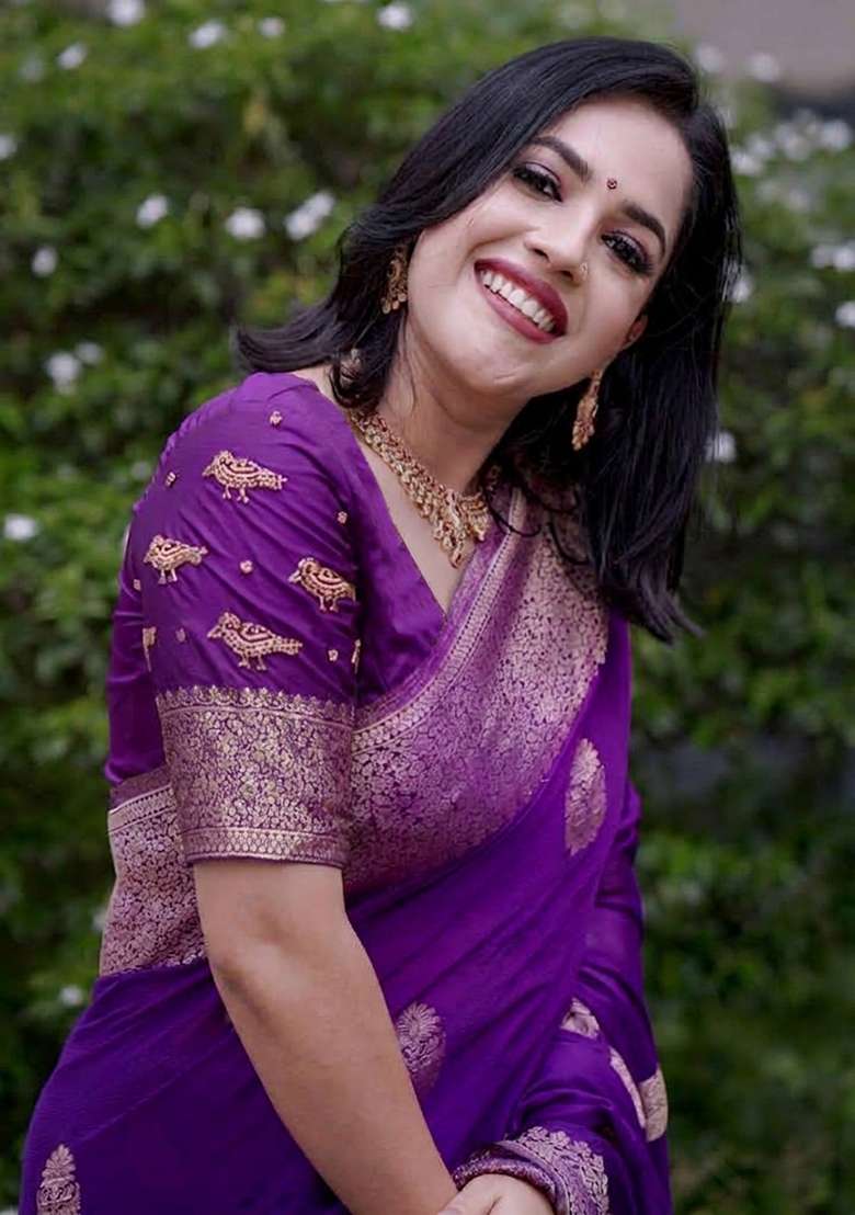 Dark Purple Embroidery Silk Blend Saree Set for Diwali and Festive Wear - Indya