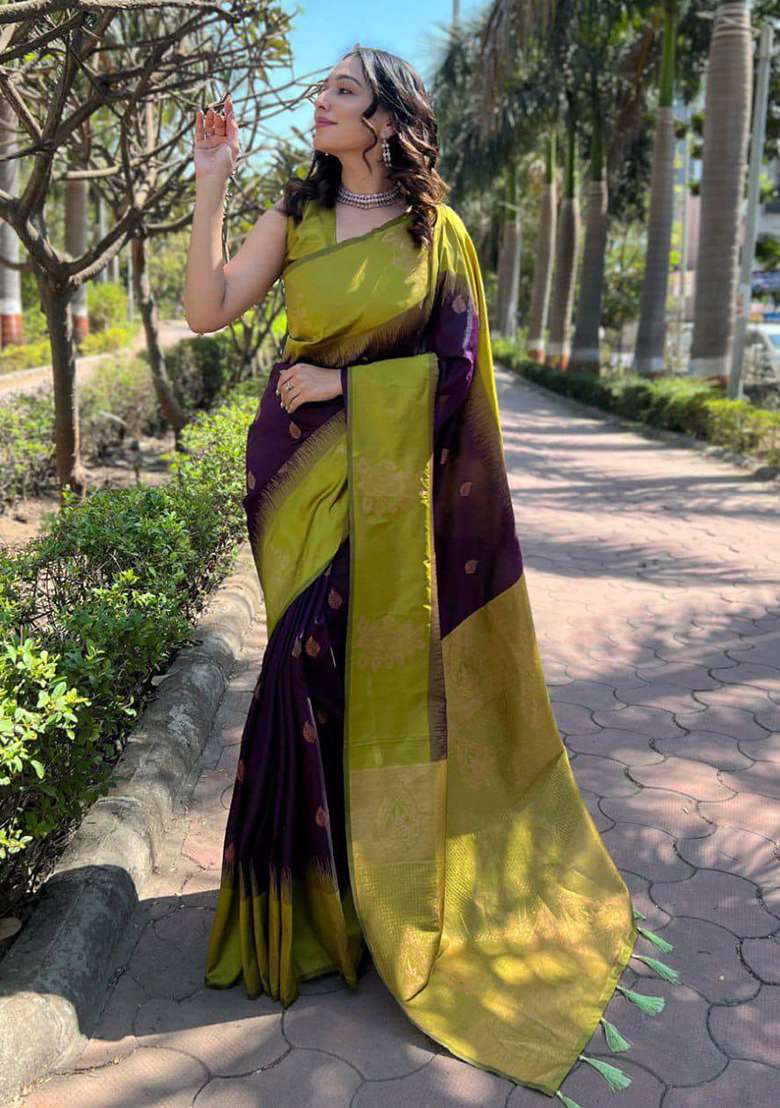 Purple Embroidery Silk Blend Saree Set for Diwali and Festive Wear - Indya