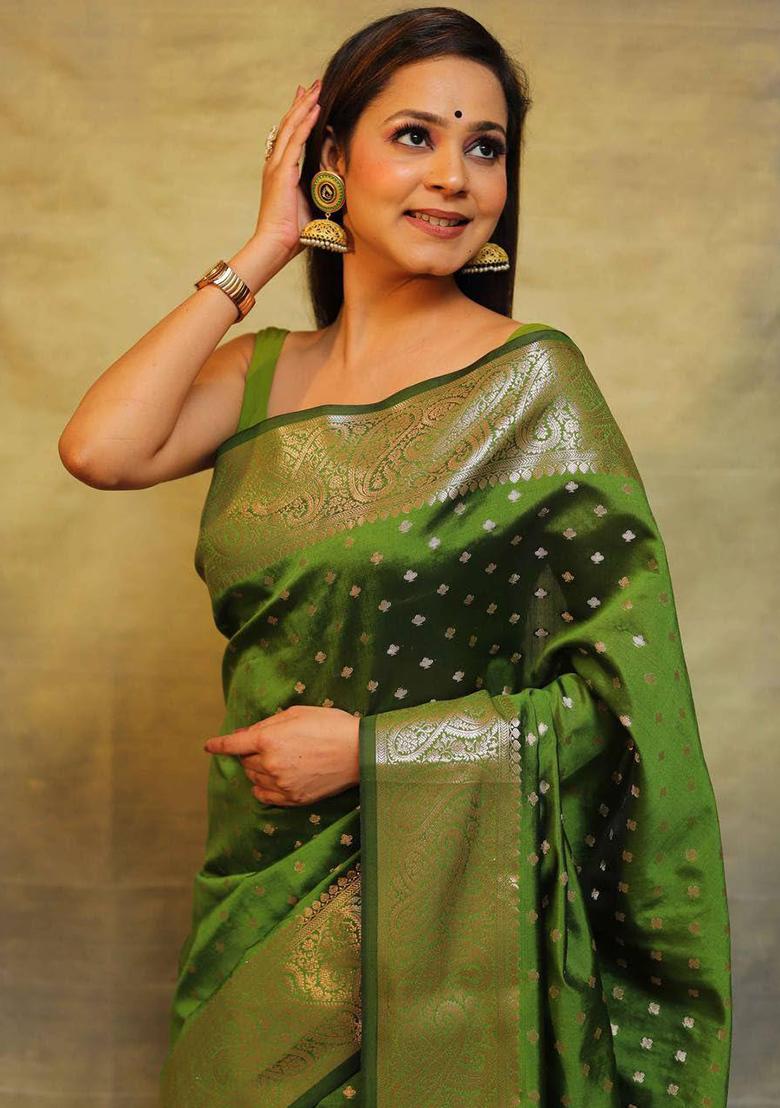 Green Embroidery Silk Saree Set - Indya