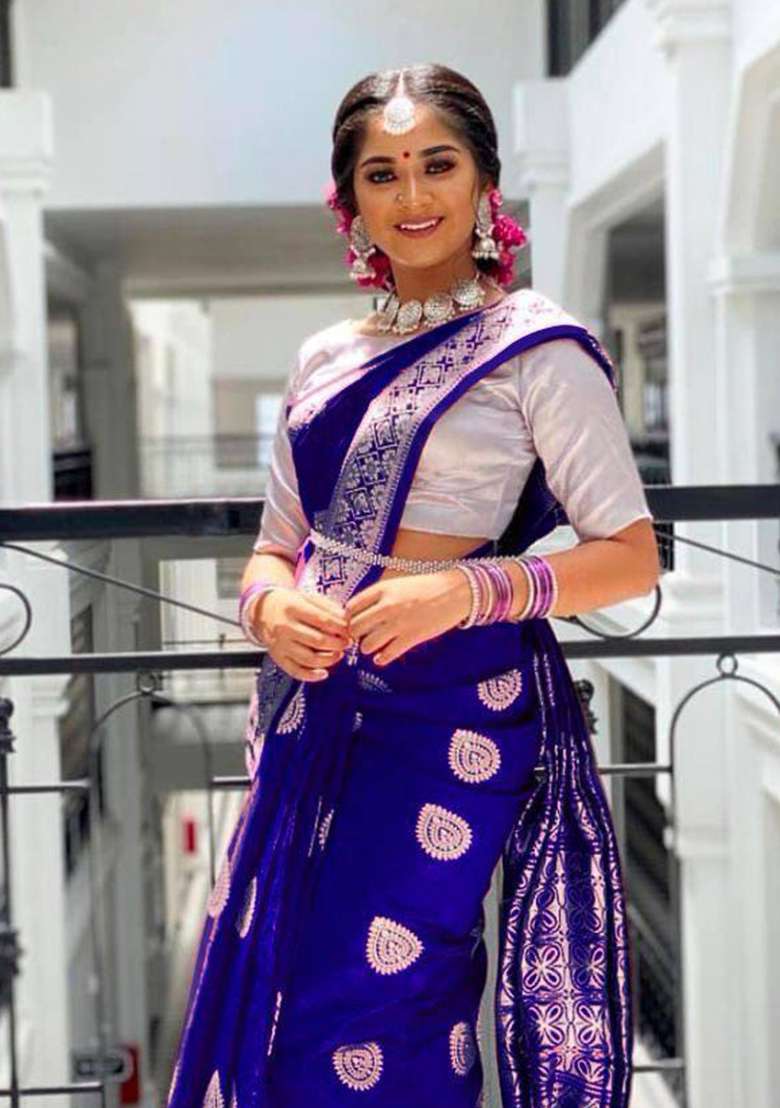 Blue Embroidery Silk Blend Saree Set for Diwali and Festive Wear - Indya