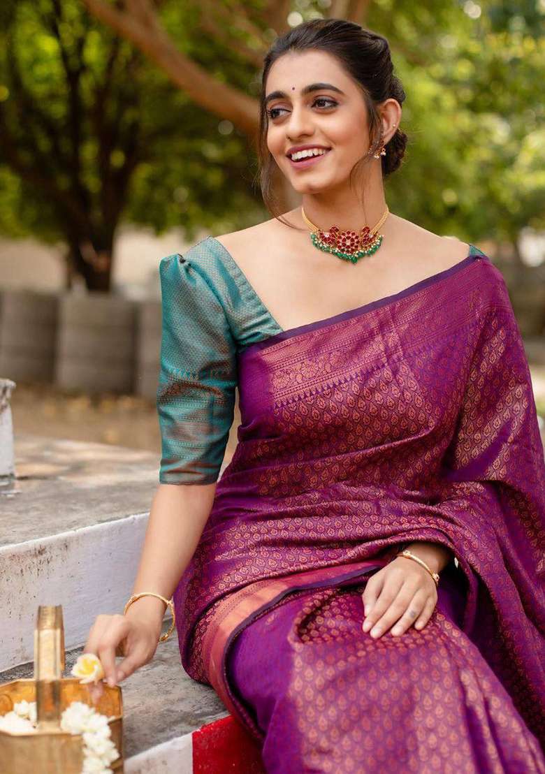 Purple Embroidery Silk Blend Saree Set for Diwali and Festive Wear - Indya