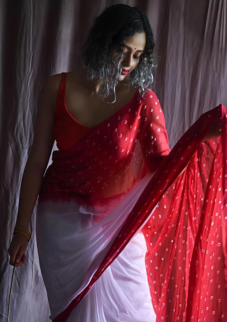 Red Printed Linen Saree Set - Indya