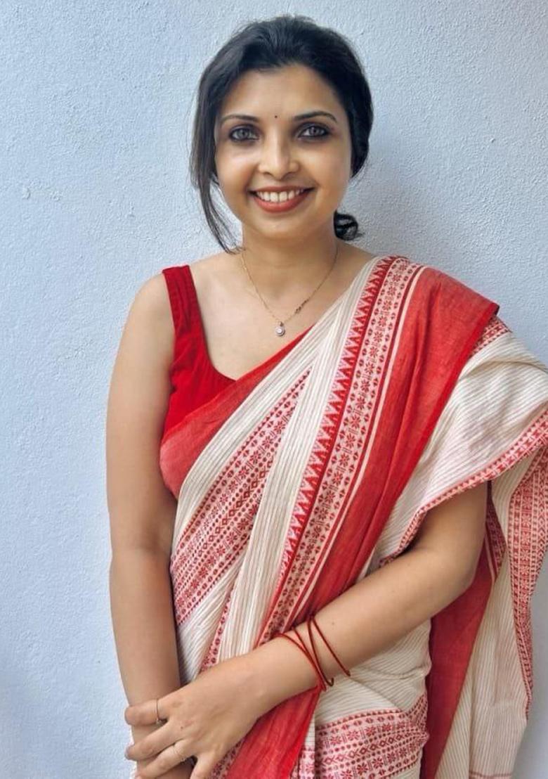 Red Printed Linen Saree Set - Indya