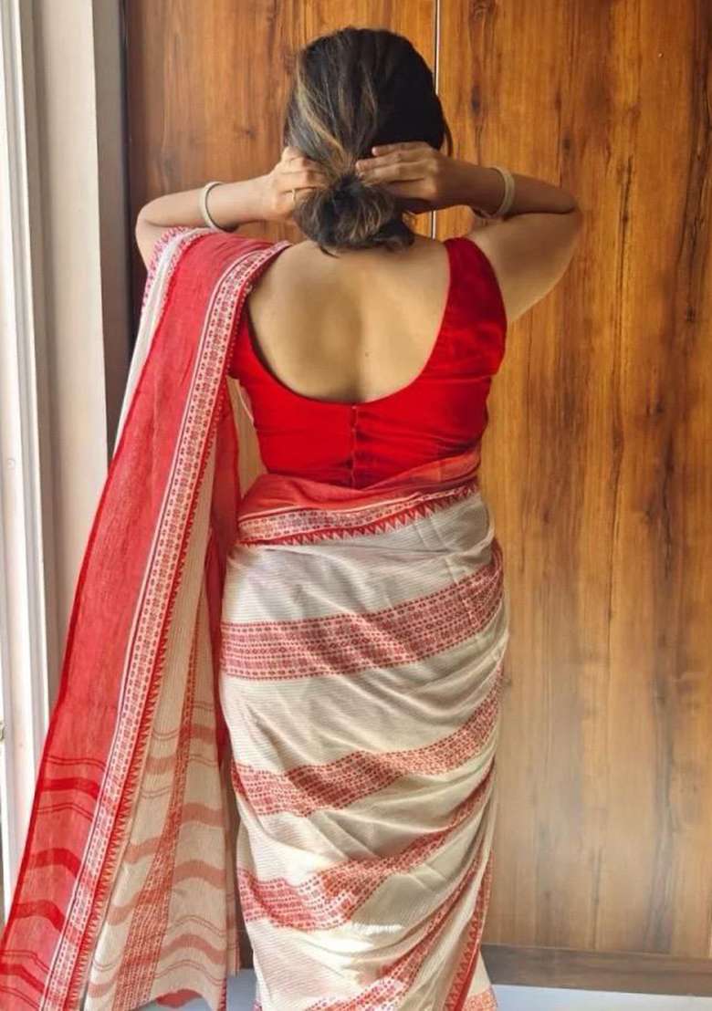 Red Linen Saree Set with Printed for Diwali | Wedding & Festive Wear - Indya