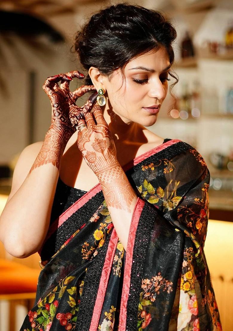 Black Embroidered Organza Saree Set - Indya