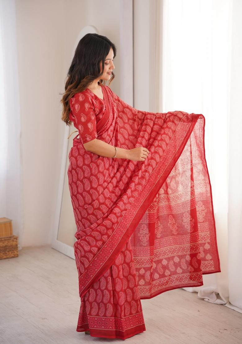 Red Beads Work Cotton Saree Set - Indya