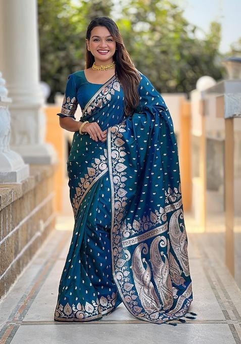 Morpeach Woven Work Silk Saree Set