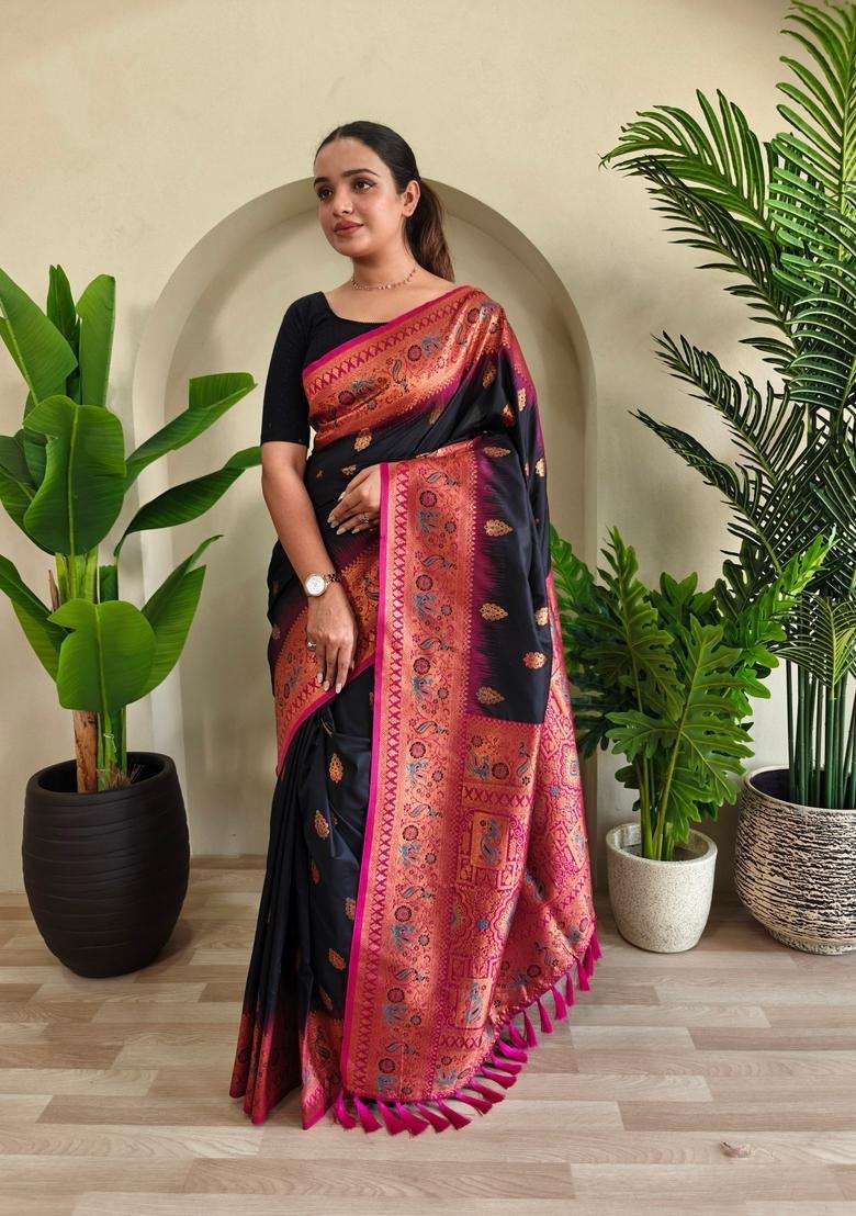 Black Silk Blend Saree Set with Zari Work for Diwali | Wedding & Festive Wear - Indya