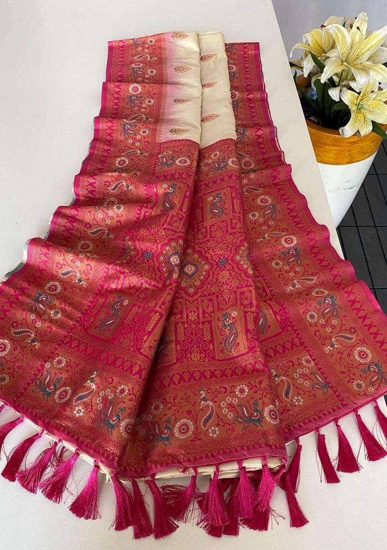 White Silk Blend Saree Set with Zari Work for Diwali | Wedding & Festive Wear - Indya