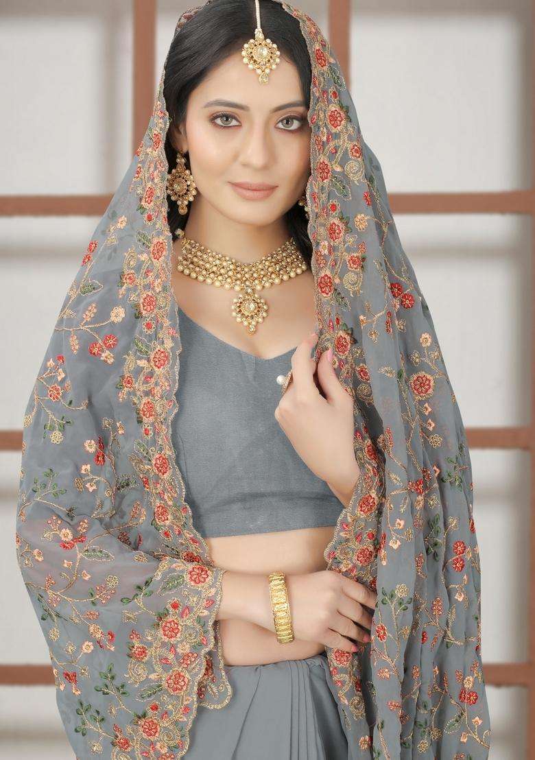 Grey Georgette Saree Set with Zari Work for Diwali | Wedding & Festive Wear - Indya