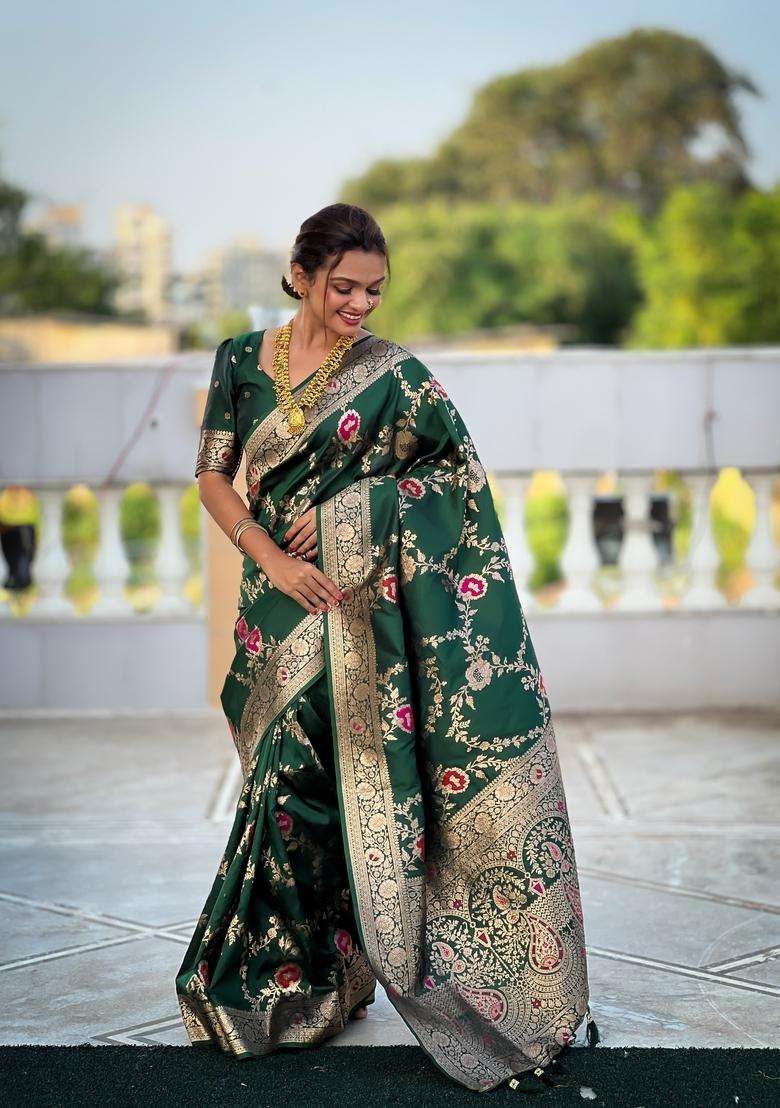 Bottle Green Silk Blend Saree Set with Zari Work for Diwali | Wedding & Festive Wear - Indya