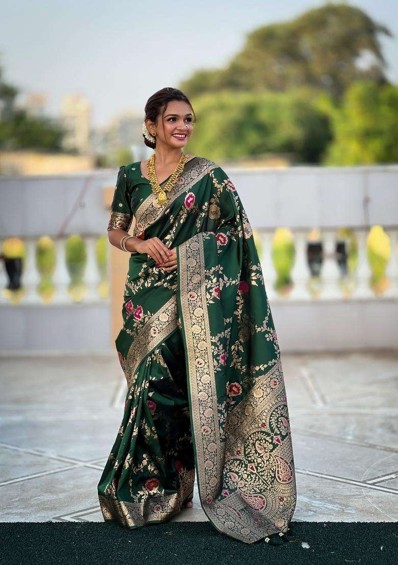 Bottle Green Silk Blend Saree Set with Zari Work for Diwali | Wedding & Festive Wear - Indya