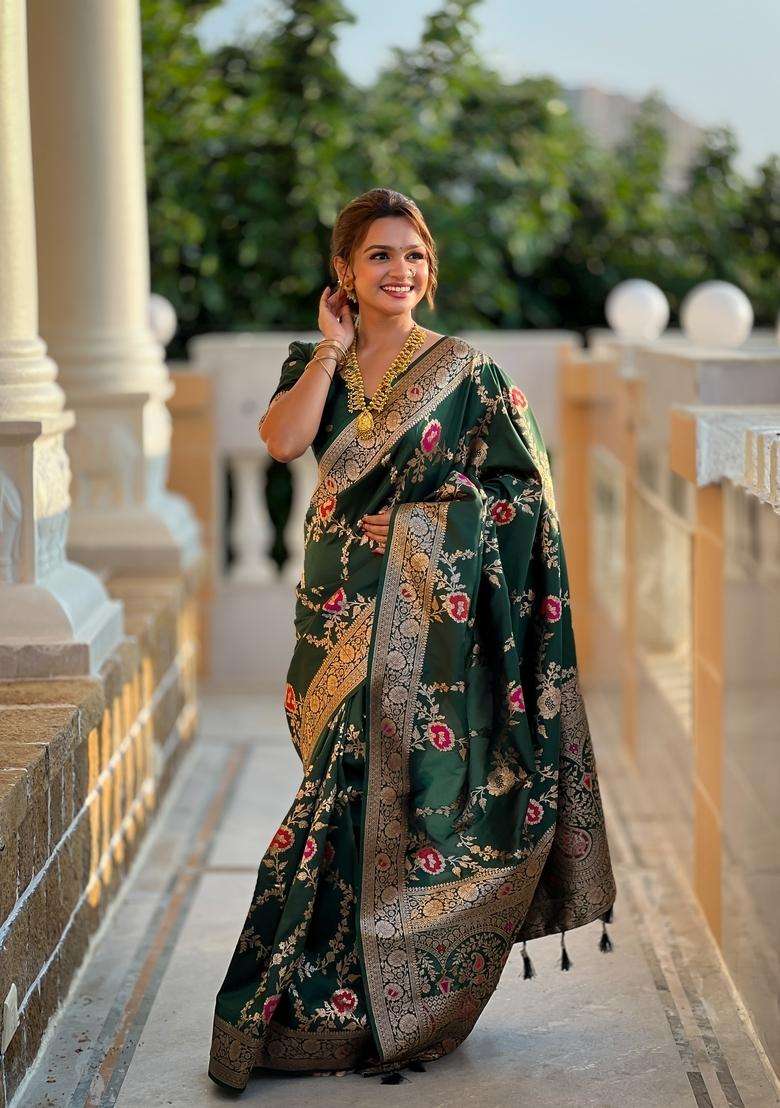 Bottle Green Silk Blend Saree Set with Zari Work for Diwali | Wedding & Festive Wear - Indya