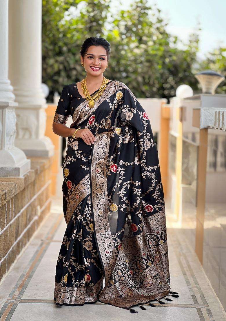 Black Silk Blend Saree Set with Zari Work for Diwali | Wedding & Festive Wear - Indya
