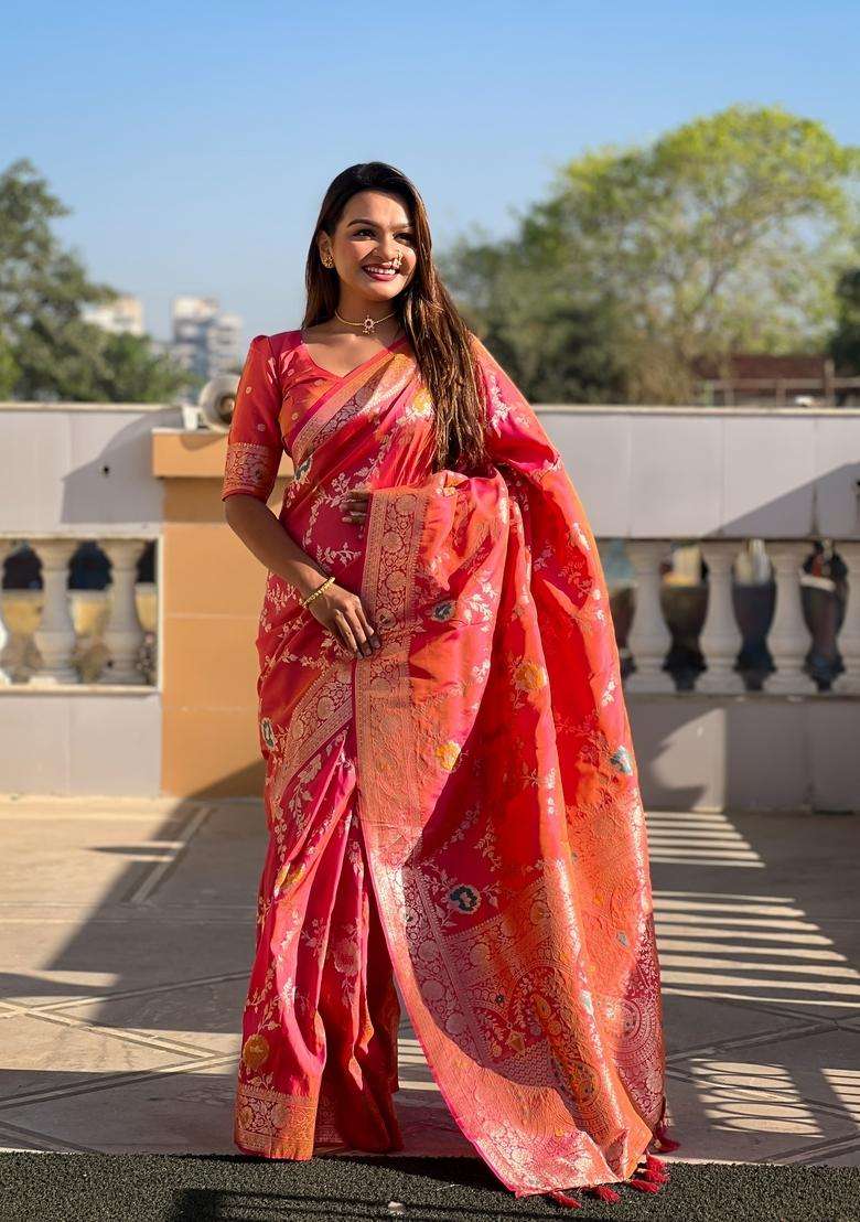 Gajari Pink Silk Blend Saree Set with Zari Work for Diwali | Wedding & Festive Wear - Indya