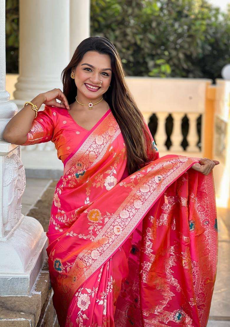 Gajari Pink Silk Blend Saree Set with Zari Work for Diwali | Wedding & Festive Wear - Indya