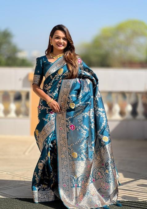 Morpeach Zari Work Silk Saree Set