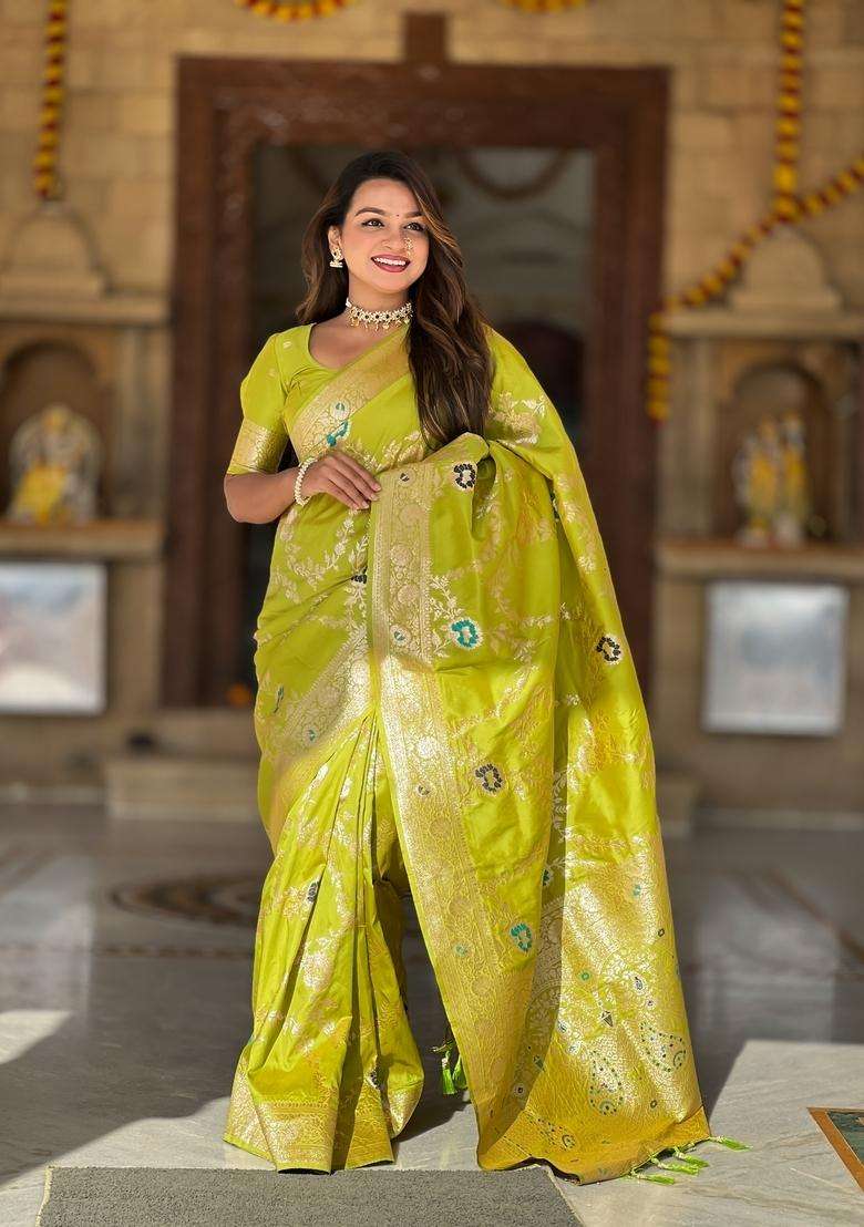 Parrot Green Silk Blend Saree Set with Zari Work for Diwali | Wedding & Festive Wear - Indya