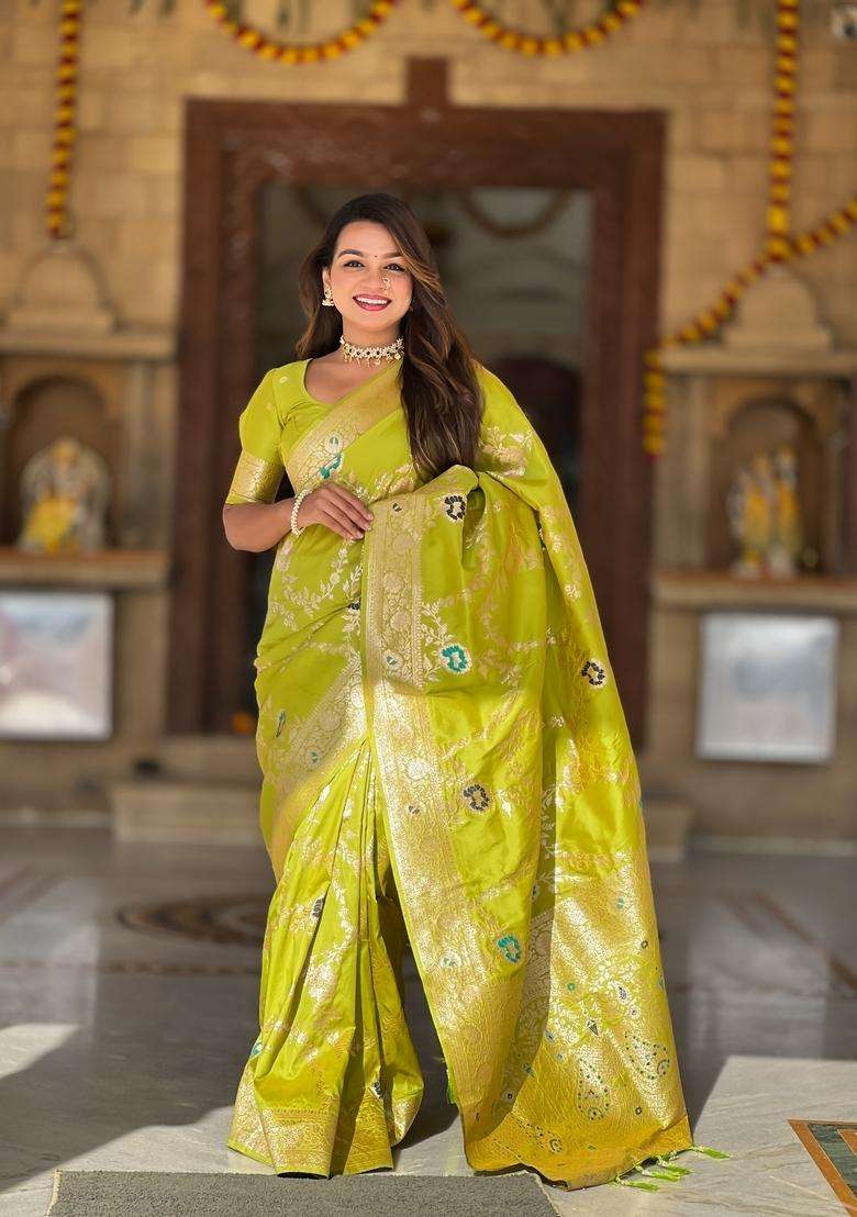 Parrot Green Silk Blend Saree Set with Zari Work for Diwali | Wedding & Festive Wear - Indya