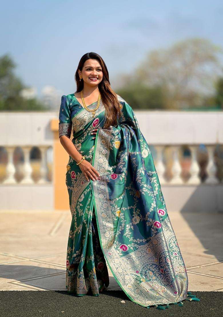 Rama Silk Blend Saree Set with Zari Work for Diwali | Wedding & Festive Wear - Indya