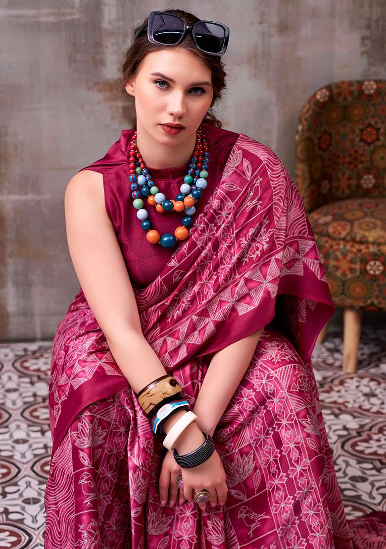 Maroon Pink Printed Silk Blend Saree Set - Indya