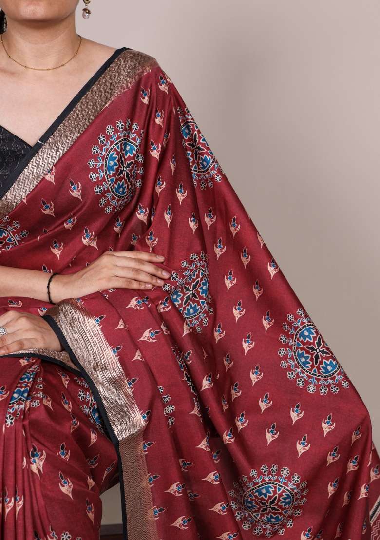 Maroon Printed Silk Blend Saree Set - Indya