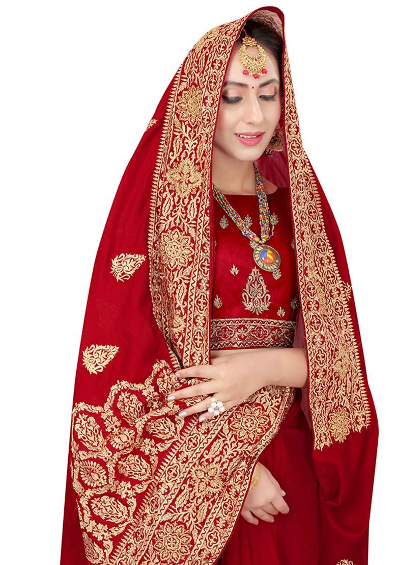 Red Embroidery Silk Blend Saree Set for Diwali and Festive Wear - Indya