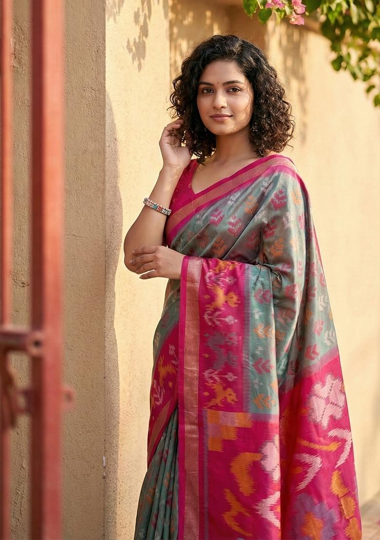 Grey Floral Print Pochampally Saree Set - Indya