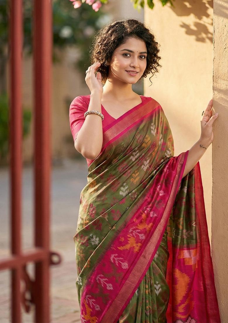 Mehendi Floral Print Pochampally Saree Set - Indya