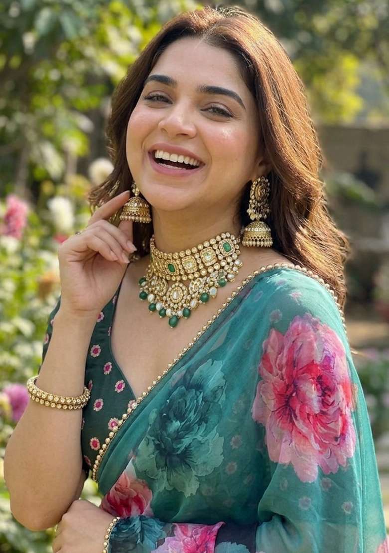 Teal Green Printed Georgette Saree Set for Diwali and Festive Wear - Indya