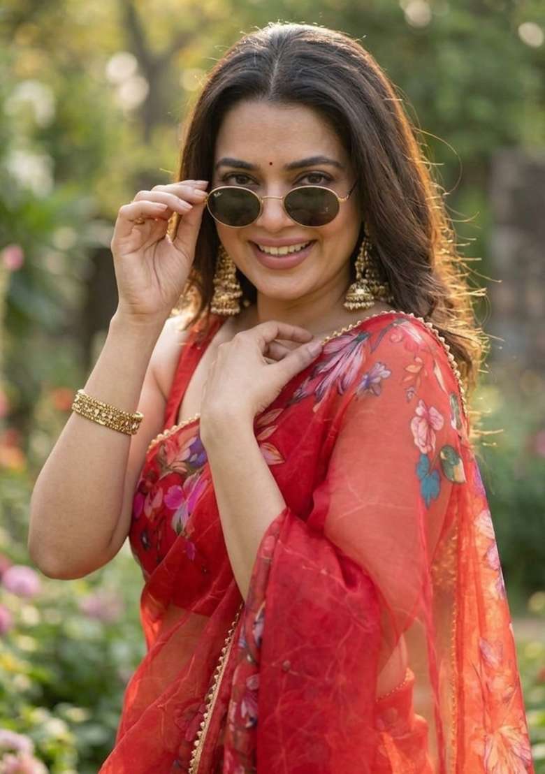 Red Georgette Saree Set with Printed for Diwali | Wedding & Festive Wear - Indya