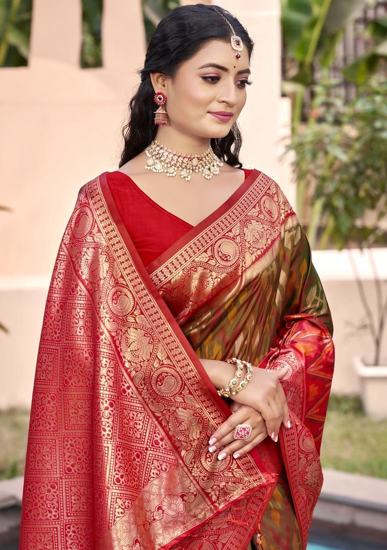 Green Zari Work Silk Saree Set - Indya