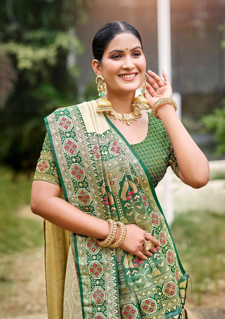Beige Zari Work Silk Saree Set - Indya