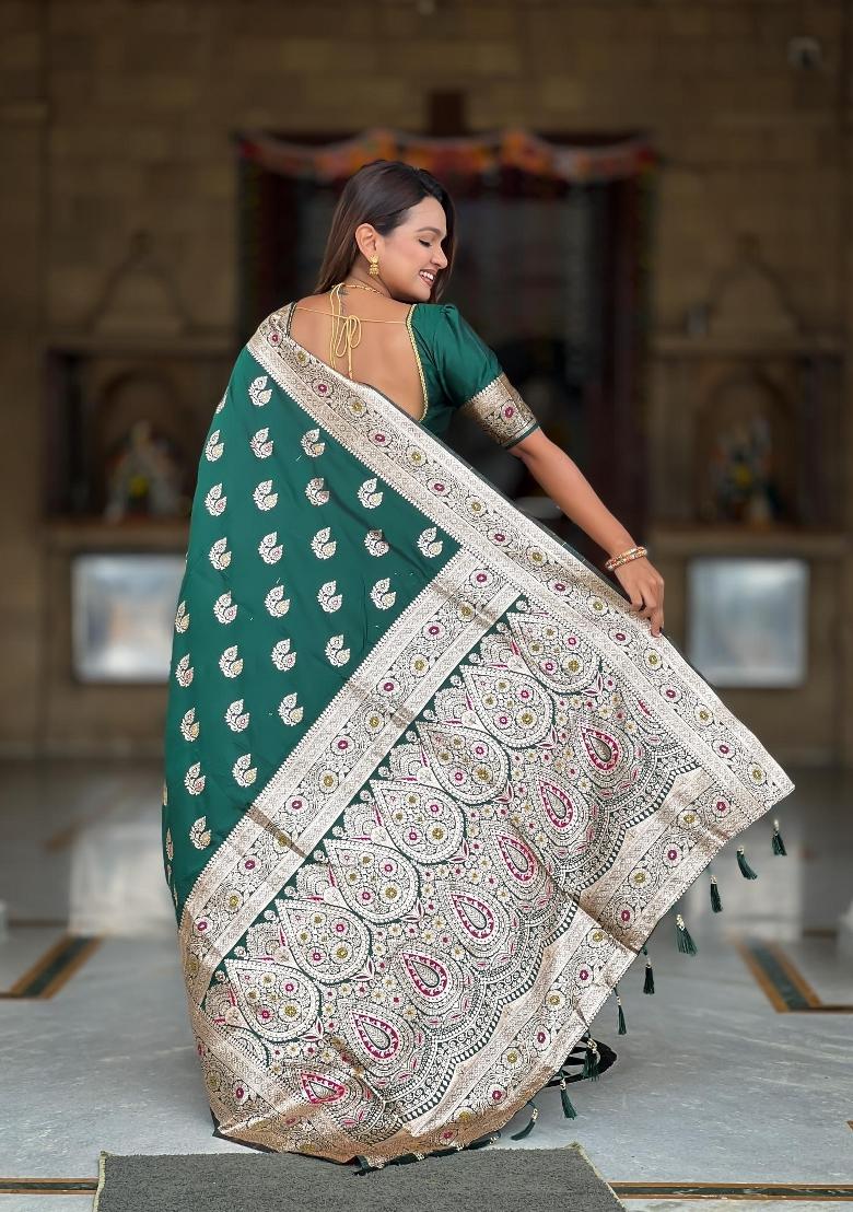 Green Zari Woven Silk Saree Set - Indya