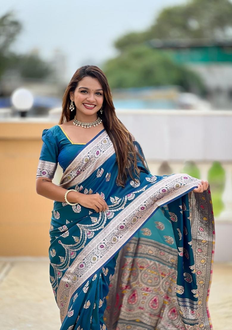 Teal Zari Woven Silk Saree Set - Indya
