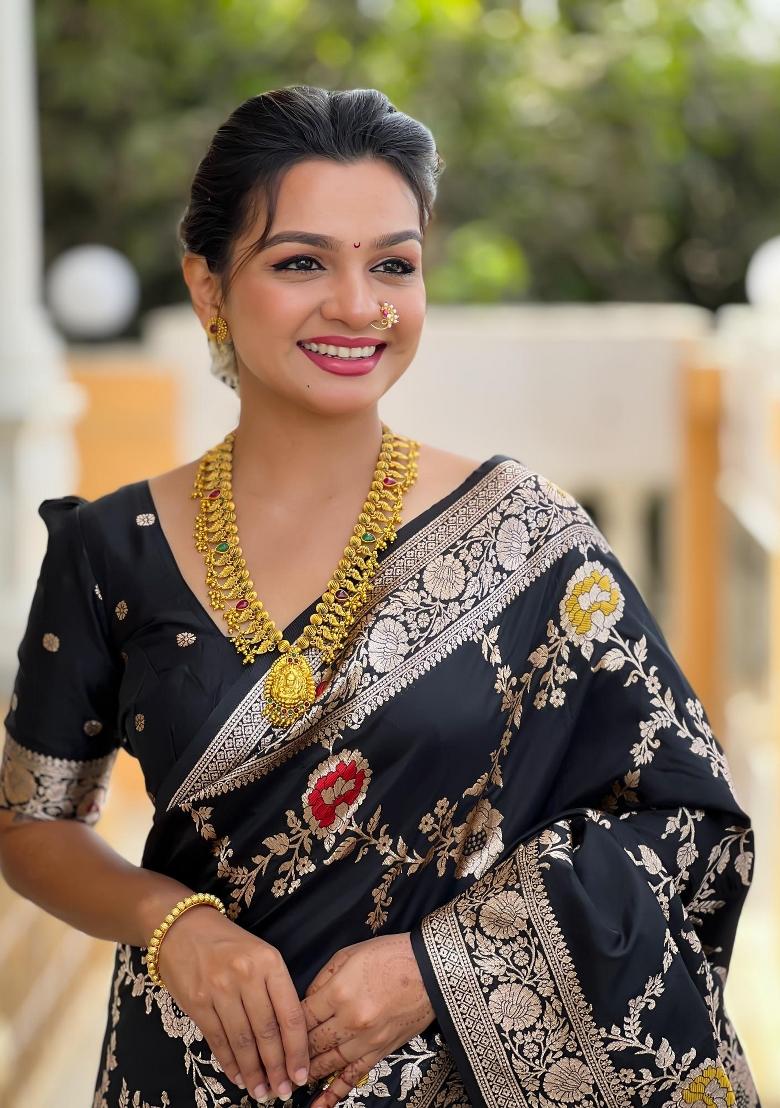 Black Zari Woven Silk Saree Set - Indya