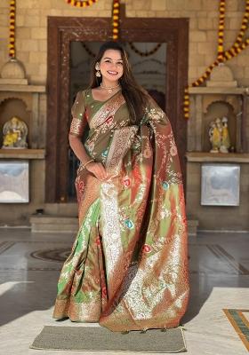 Mehendi Zari Woven Silk Saree Set
