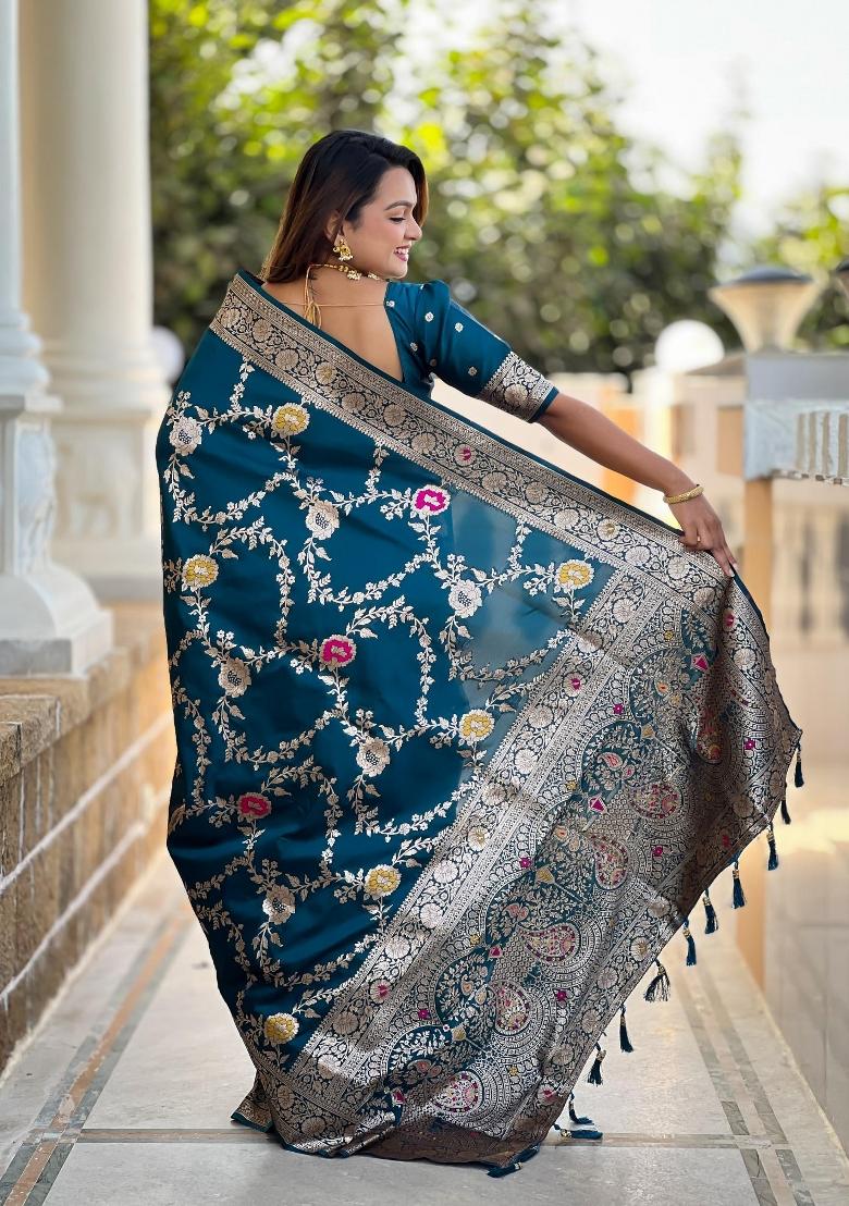 Teal Zari Woven Silk Saree Set - Indya