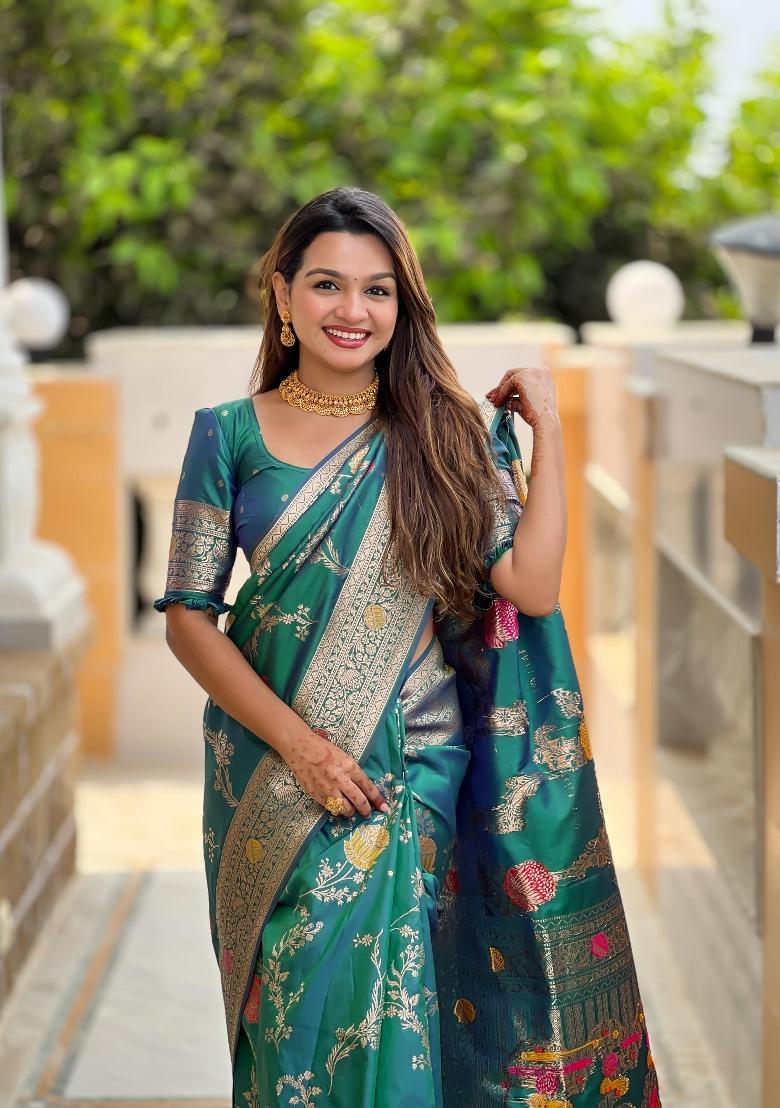 Rama Green Zari Woven Silk Saree Set - Indya