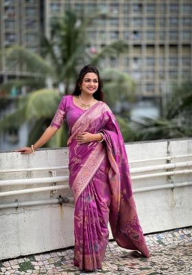 Onion Pink Zari Woven Silk Saree Set