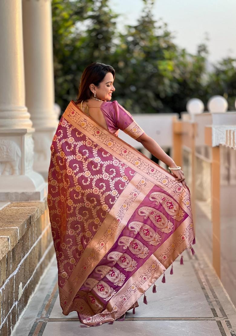 Onion Pink Zari Woven Silk Saree Set - Indya