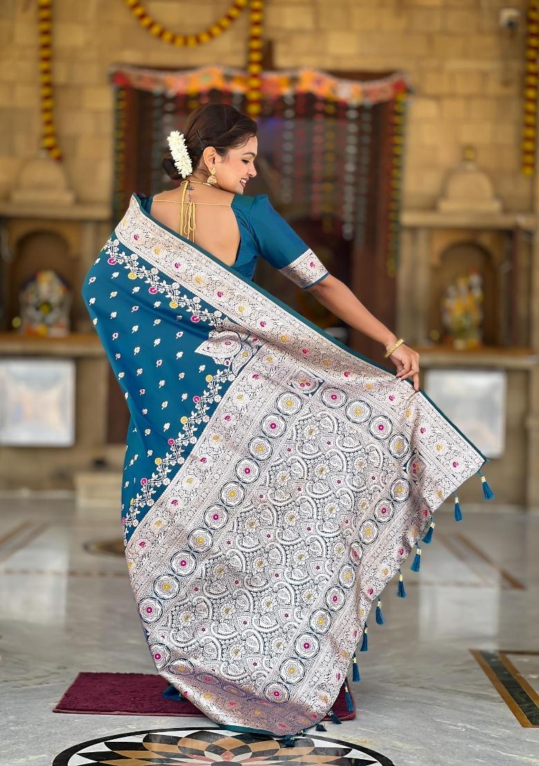 Turquoise Zari Woven Silk Saree Set - Indya
