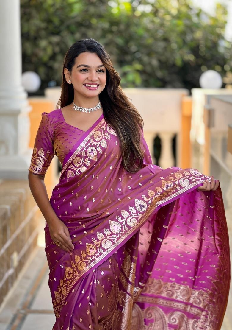 Onion Pink Zari Woven Silk Saree Set - Indya