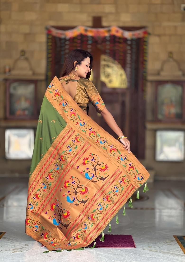 Mehendi Zari Woven Silk Saree Set - Indya