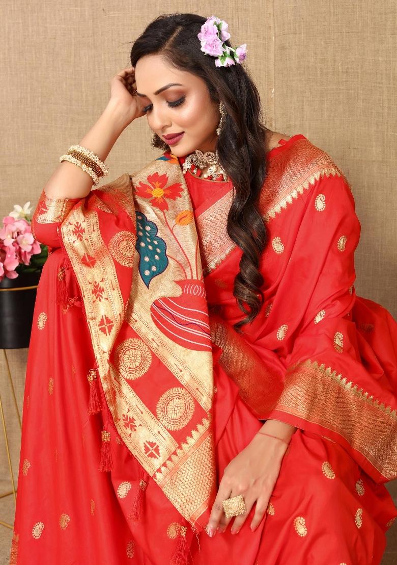 Red Zari Woven Silk Saree Set - Indya