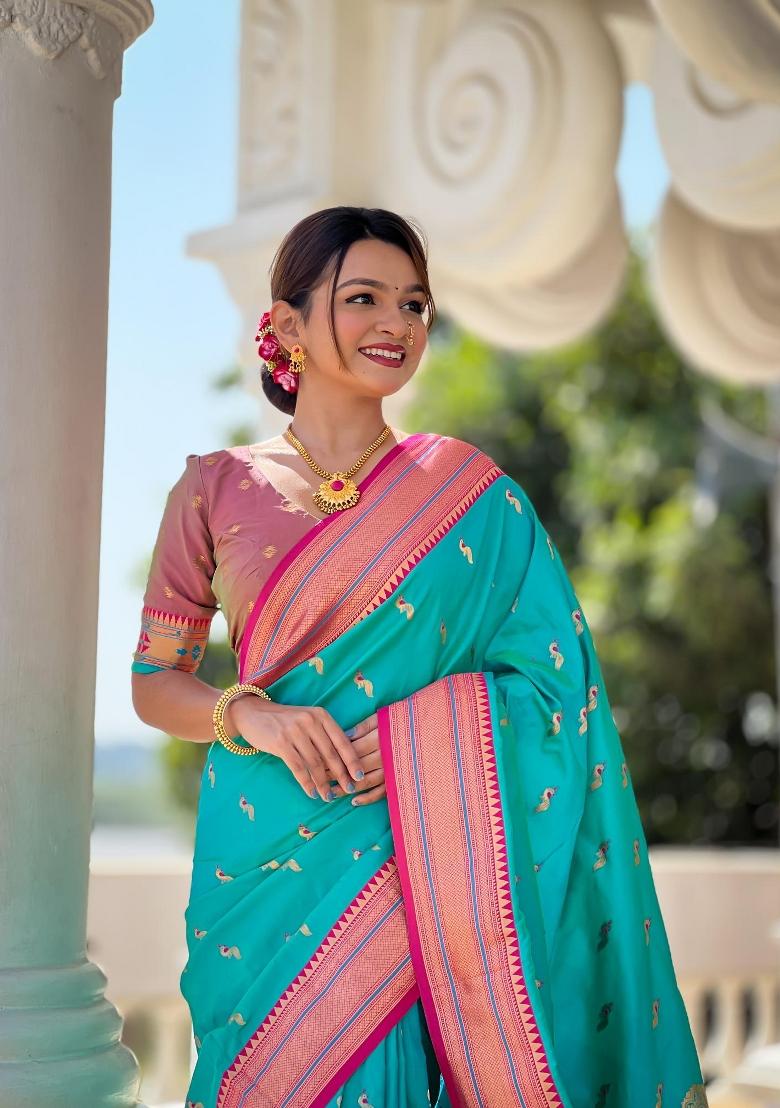 Rama Green Zari Woven Silk Saree Set - Indya