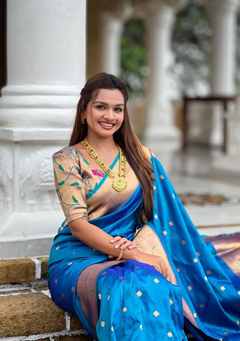 Turquoise Zari Woven Silk Saree Set - Indya